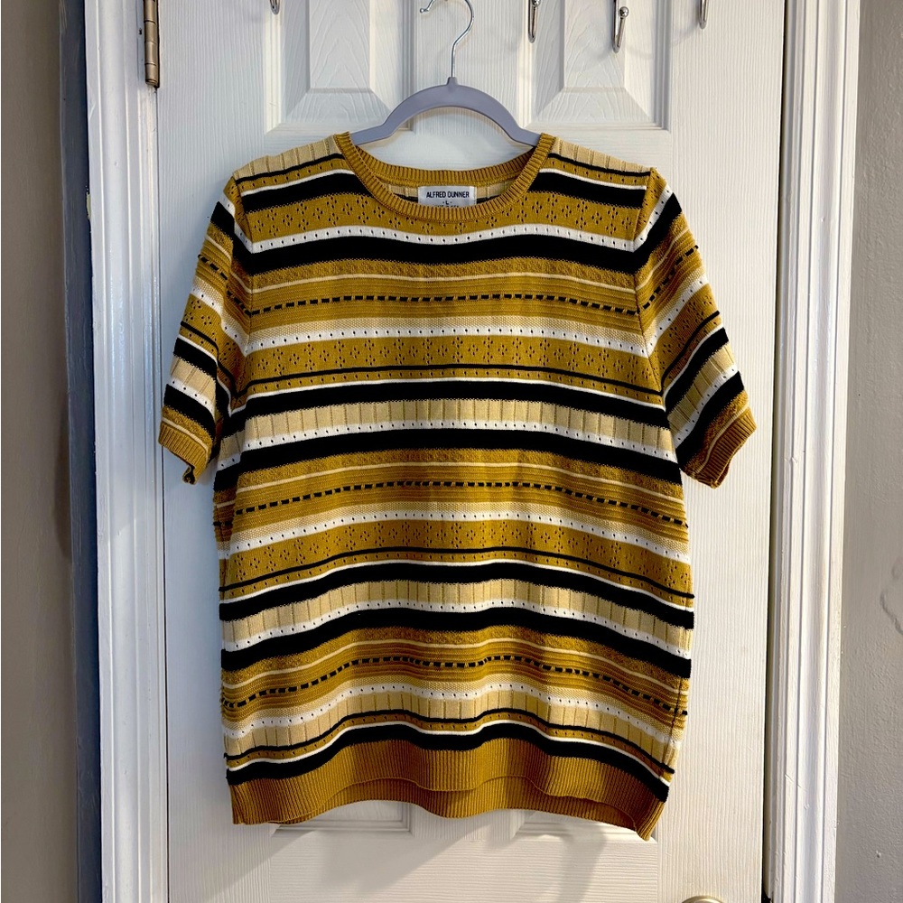 Alfred Dunner Beige and Black Knit Top